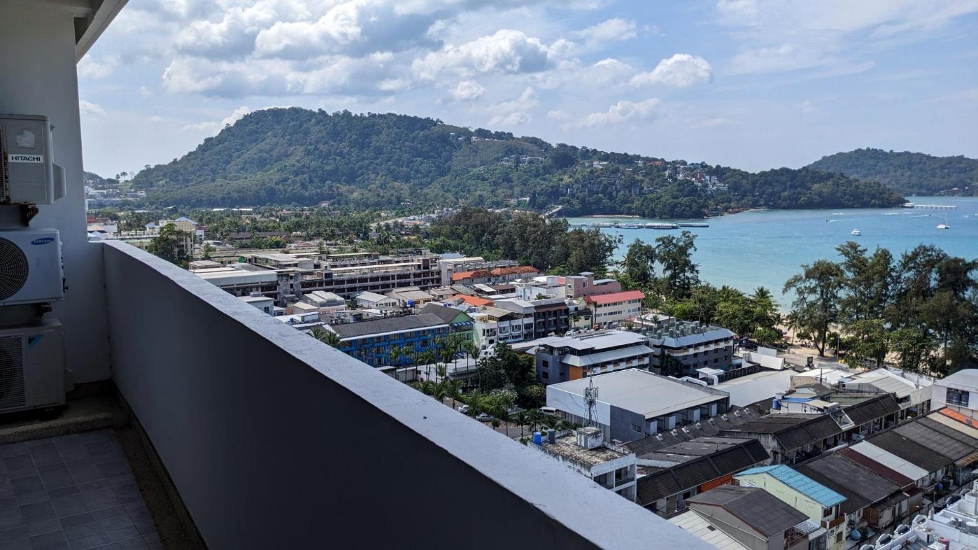 Patong Tower Excellence Pta 2025公寓 外观 照片